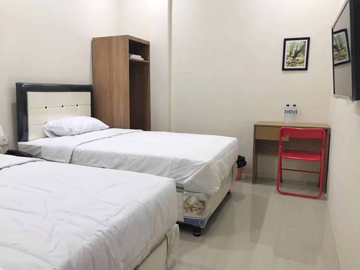 The Galton Hotel Baubau Luaran gambar