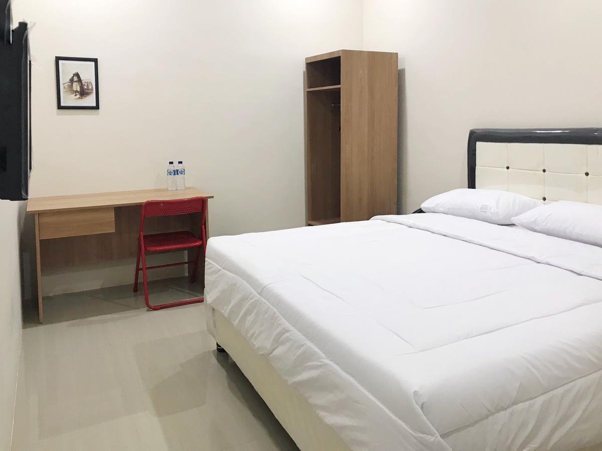 The Galton Hotel Baubau Luaran gambar